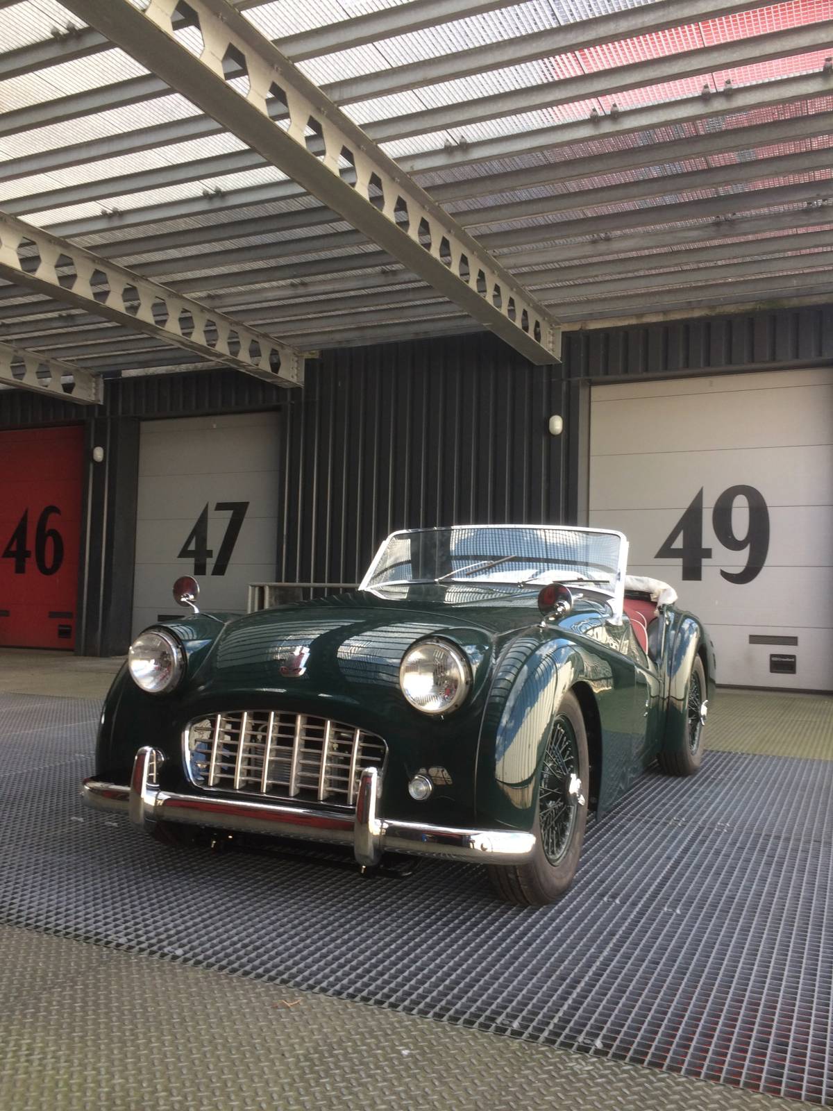 tr3 front